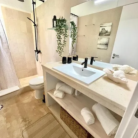 Detailed - In Vilamoura's Heart * Vilamoura
