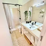 Detailed - In Vilamoura's Heart